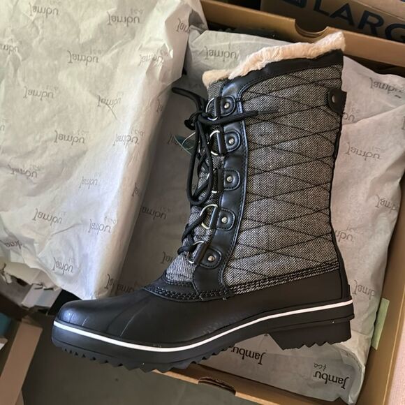 Women's Chilly Water Resistant Winter Duck Boot - Picture 3 of 4